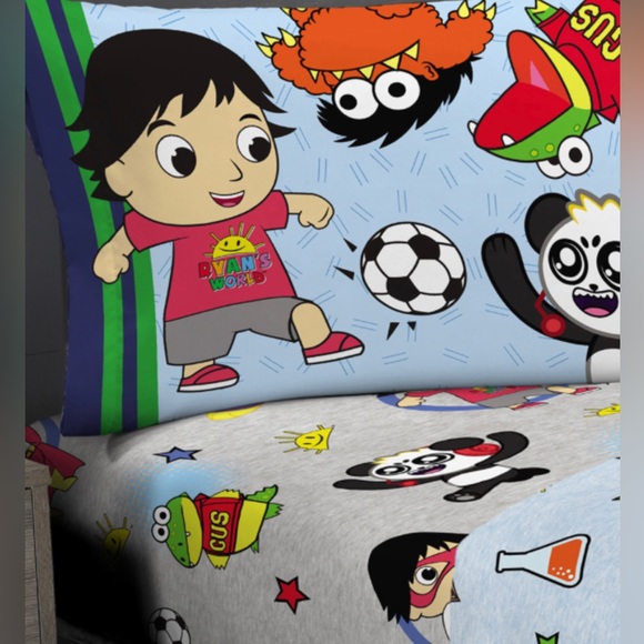 RYAN’S WORLD twin fitted sheet and pillow case - Picture 1 of 6